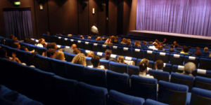Cinema sotto choc, pubblico in fuga e ora anche i film