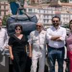 Amalfi, un successo straordinario per i «I Viaggiatori» di Bruno Catalano: la mostra prorogata fino al 5 novembre